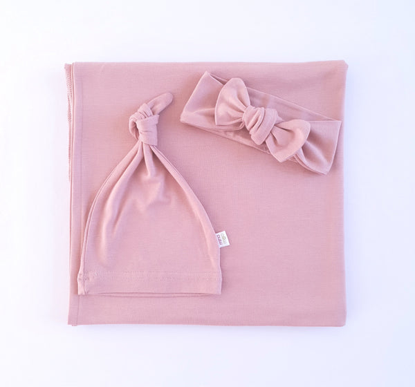 Rose pink swaddle set