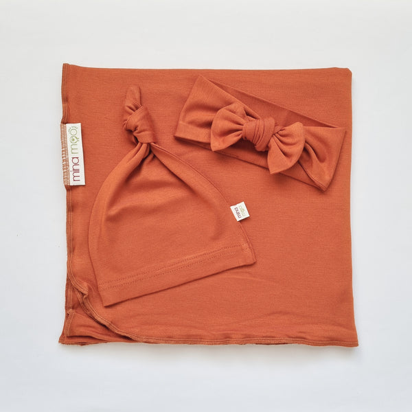 Henna swaddle set